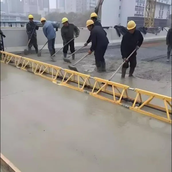 Concrete Pavement Spreading Vibrating Beam, 5/6/7 Meters Cement Ground Leveling Paver, for Bridges, Factory Areas, and Dams photo-2