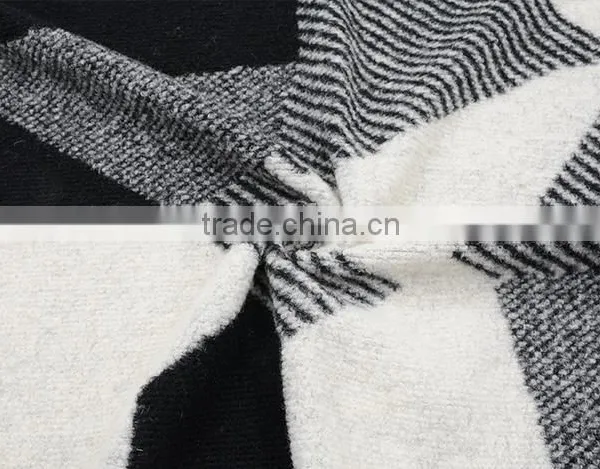 2016 Black and White New Jacquard Design Wool Blend Fabric for Woman's Overcoat Quality Choice photo-3