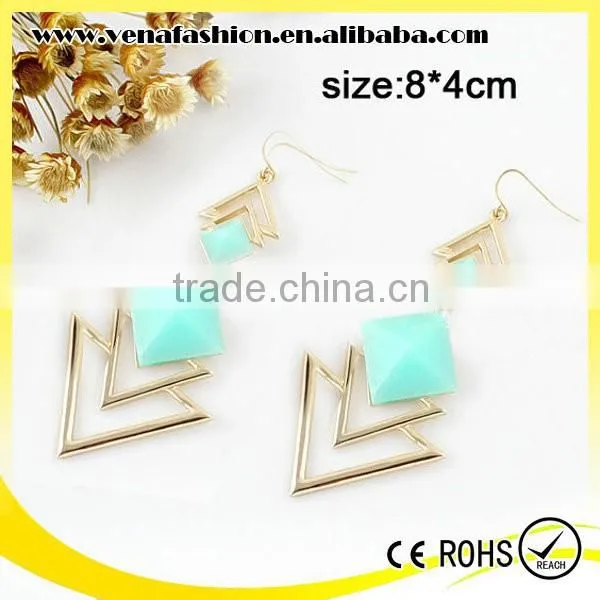 Popular Fashion Jewelry in Europe Teenage Dubai Triangle Earring photo-3