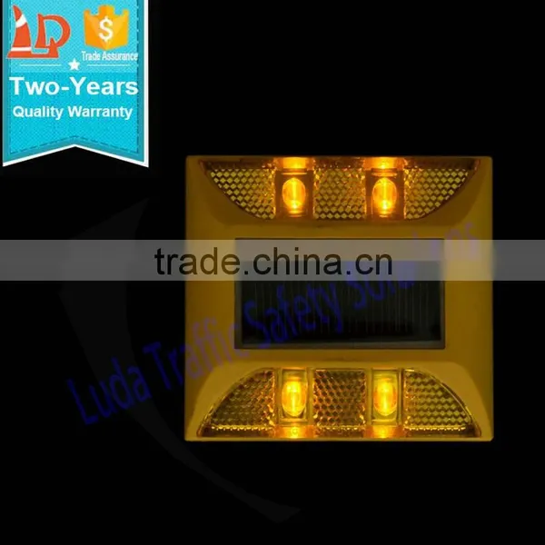 Hot Sale Solar Energy Products Solar Road Stud For Traffic Safety Security photo-4