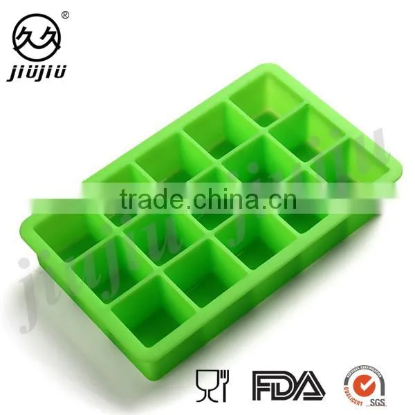 Silicone Ice Cube Tray photo-4