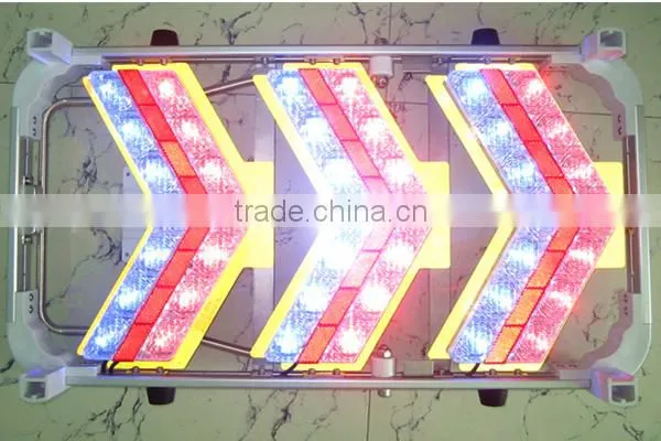 Solar LED Construction Road Traffic Warning Sign photo-3