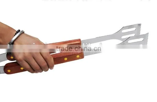 Deluxe Bbq Tool Set ,18pcs Bbq Tools in Plasict Case Bbq Set photo-3