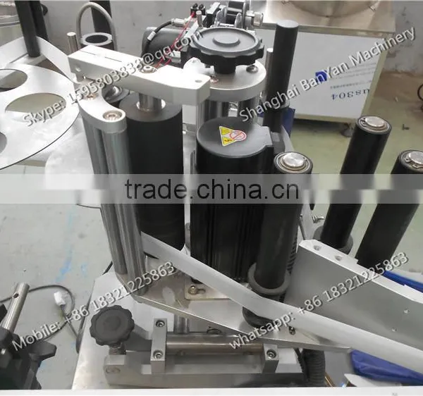 16 Shanghai Manufacturer High Efficiency Glass/ Plastic Round Bottle Labeling Machine photo-4