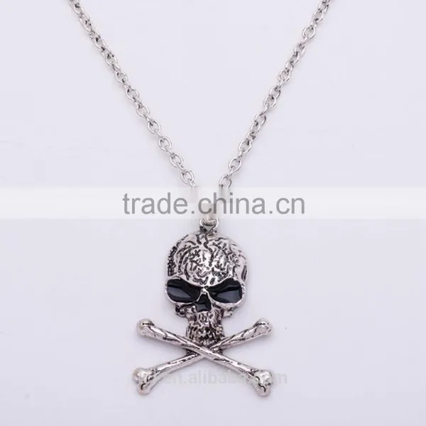 Hiphop Imitation Jewelry Halloween Necklace Punk Skull Pendant With Bone Statment Necklace Sweater Chain Yiwu Factory photo-4