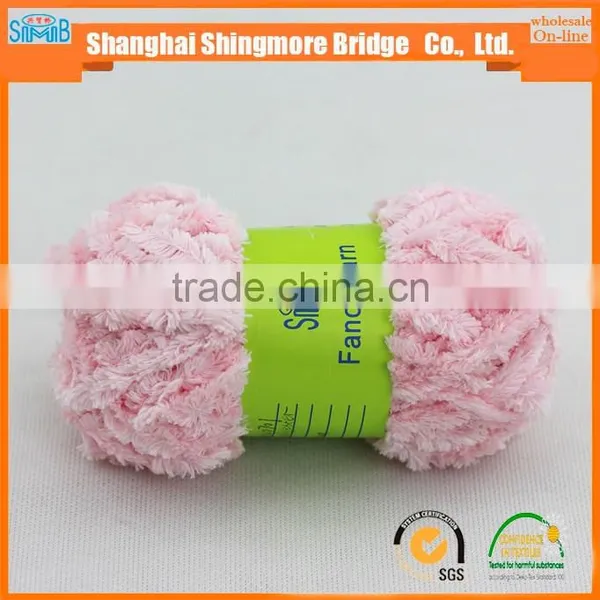 China Fancy Yarn Supplier Wholesale Chenille Yarn for Knitting Scarf With Cheap Price photo-4