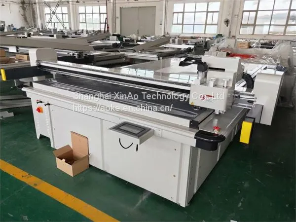 Aoke-DCZ70 PVC Forming Cutting Machine (Packaging Printing Advertising Foam Gasket Sticker Acrylic PVC KT CAD CAM) photo-2