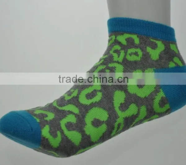 Lady Fluo Ankle Socks, Low Cut Socks, Leopard Dot Socks photo-4