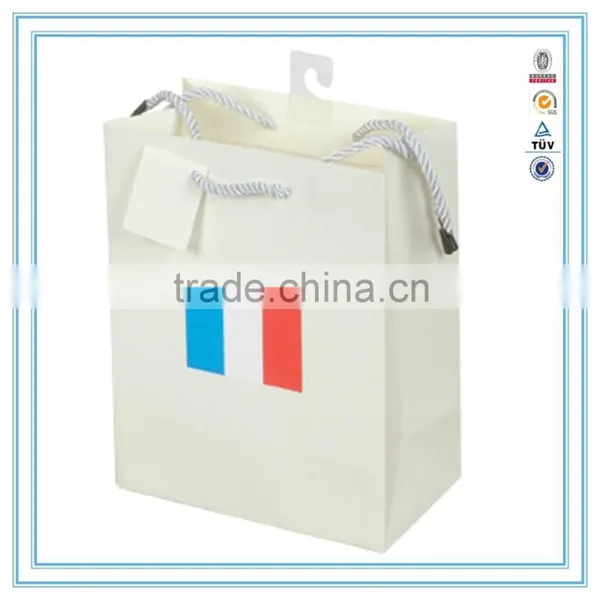 China Custom Printed Paper Bag With Handles photo-4