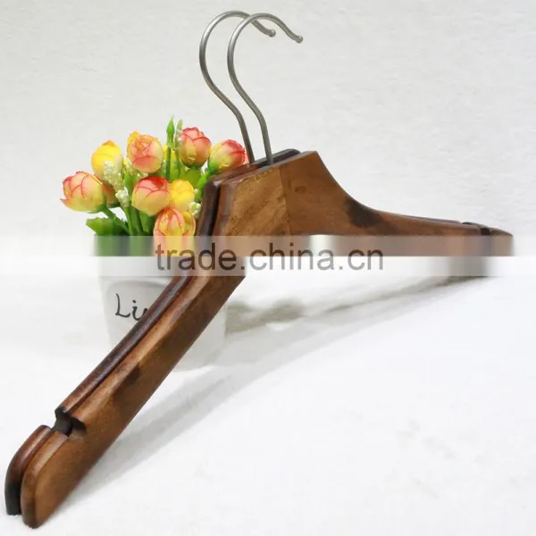 QingDa Factory Hot Sale Wooden Craft Coat Hangers for Display photo-2