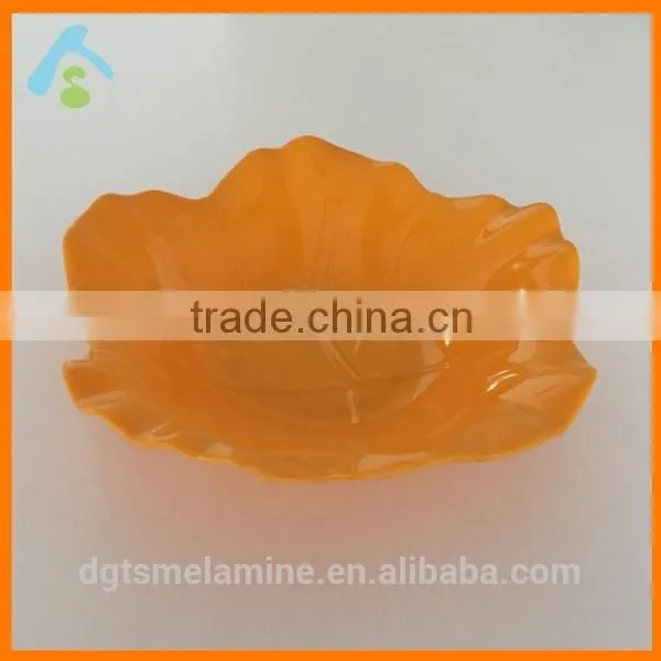 High Quality Flower Shaped Melamine Plate Set in Assorted Color photo-4