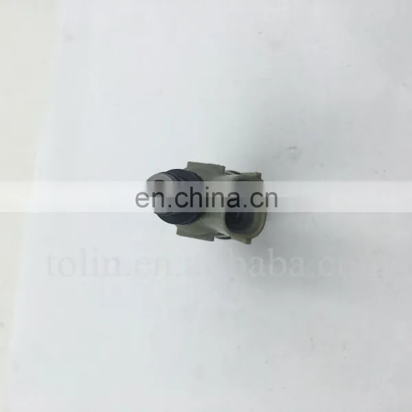 23250-62030 Fuel Injector For T Oyota C Amry L Exus ES300 3.0L