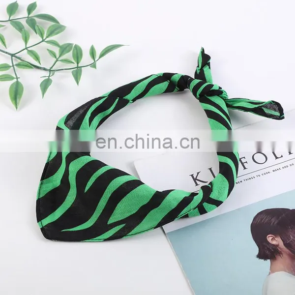 Personalized Seamless Bandana Cotton Square Fashion Bandanas Custom Logo Sports Headband Kerchief for Sale photo-4
