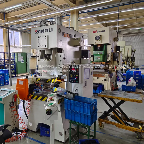 Metal Stamping Processing Stainless Steel Material to Customize the Non-standard Parts Stamping Processing Source Factory photo-2