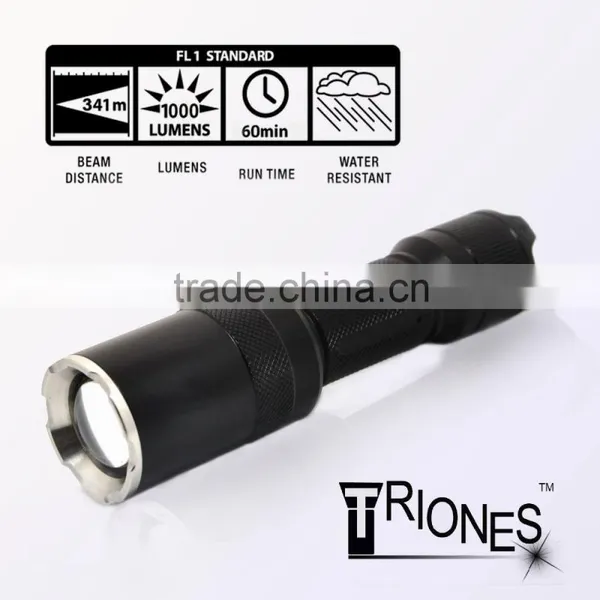 (160015) Rechargeable Camping Outdoor Waterproof 18650 Battery Zoomable Torch Led