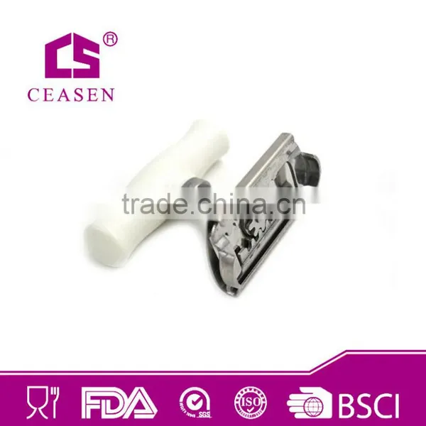 New Design Safety Bottle Opener Can Opener With Plastic Handle photo-2