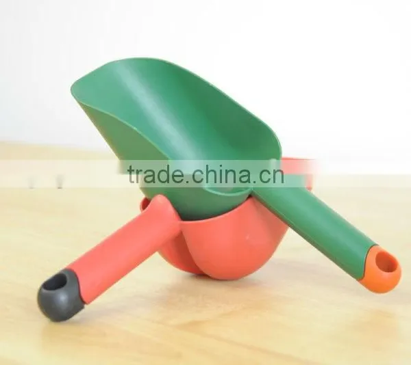 Mini Plastic Post Sand Spade Shovel