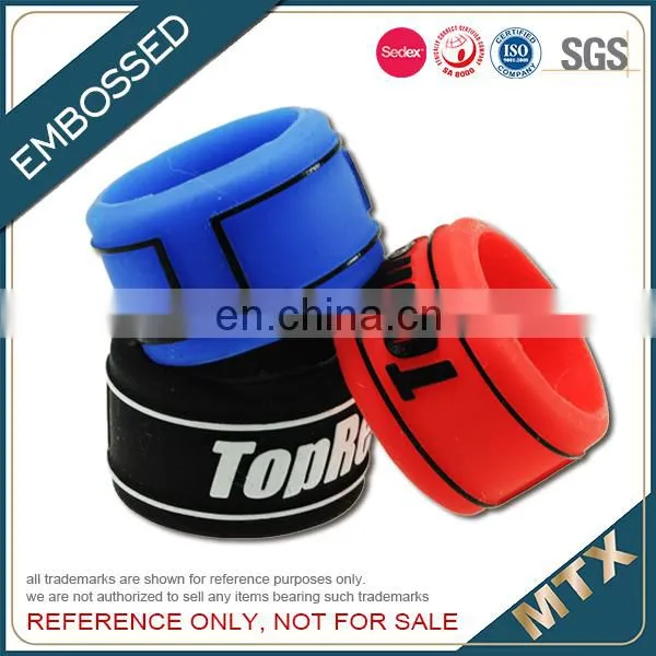 Embossed Silicone Wristabnd Bracelet With Color Supplier photo-2