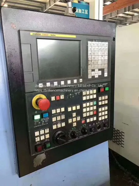 Korea Doosan LYNX 235 CNC Slant Lathe photo-3