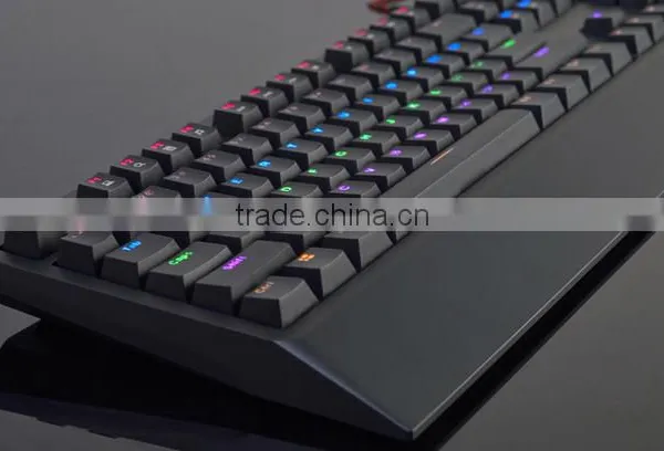 Latest Model Oem Mechanical Gaming Keyboard With Anti-Ghost Keys 3/7 Colors Changeable Backlight Keyboard photo-2
