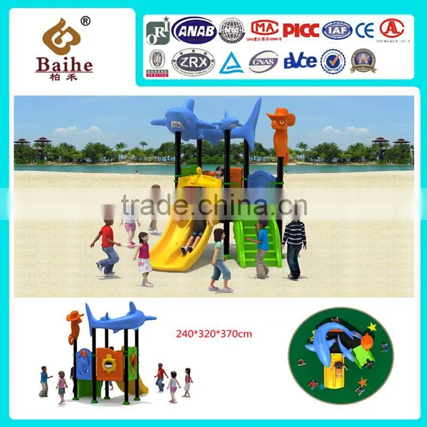 2016 Hot Outdoor Playground Equipments Producing