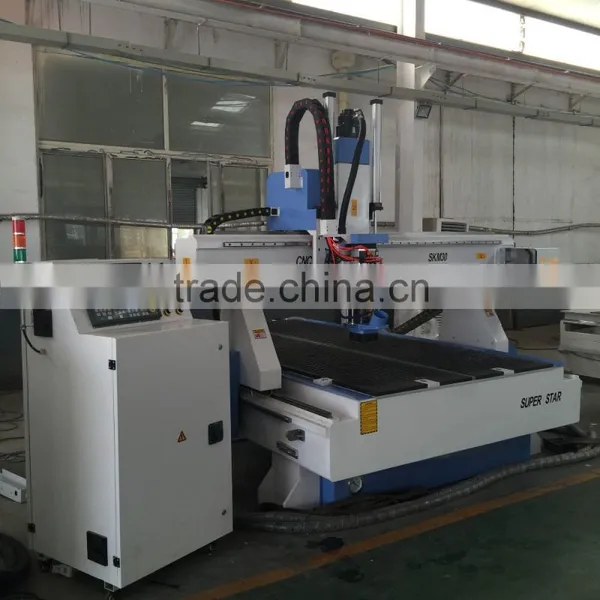 ATC Woodworking Cutting Machine With Eight Tools Holder and Vacuum Table photo-2