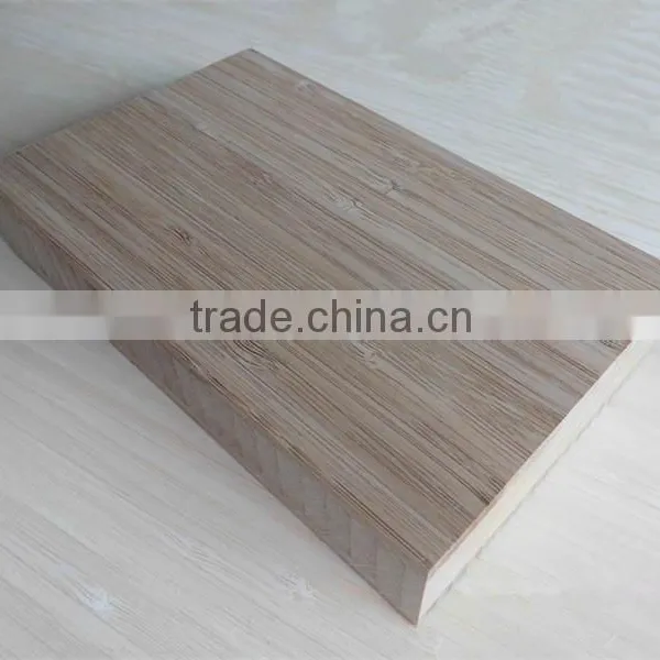 China Factory Direct Sale Bamboo Veneer Plywood photo-4