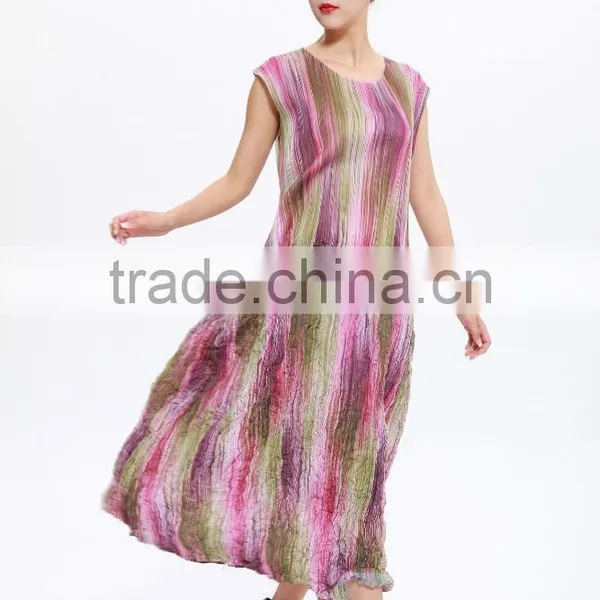 Women Latest Designs Colorful Printing Sleeveless Pleated Dresses photo-6