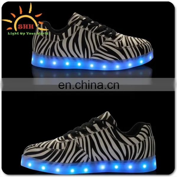 2016 New Men's Fashion Sneakers Black Running Shoes Male Lighted Casual Shoes LED Glow Shoes With OEM Logo Free Samples photo-5