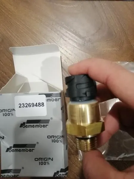 70351745 23269488 70351731 Truck Heavy Duty Sensor Truck Pressure Sensor Truck Oil Pressure Sensor for VOLVO photo-5