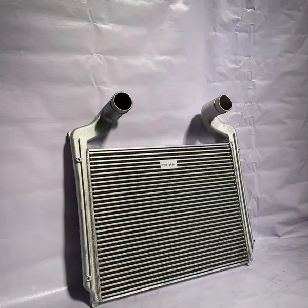 Radiator Pop-ups FAW J6 Truck Intercooler 1119010-DY786 Auto Cooling System photo-2