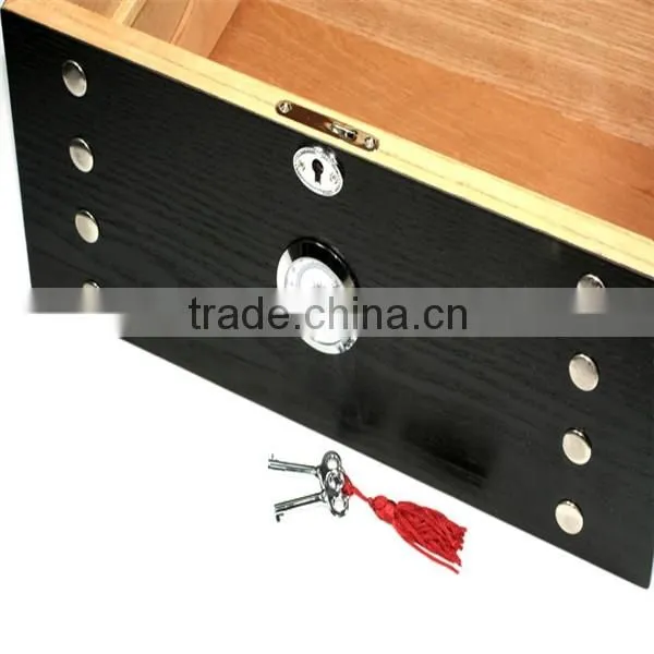 Wholesale Unique Design With Lock Wooden Cigar Humidor Cigar Boxes photo-3