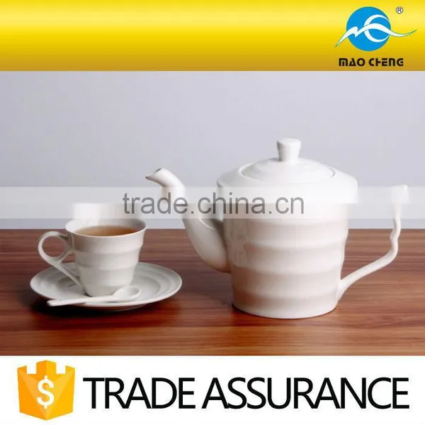 Fashionable Domestic White Ceramic Teapot With Stripe photo-3