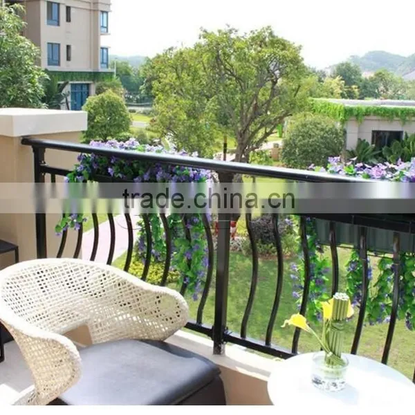 Wholesale Corrosion Resistance Galvanized Iron Fencing Equipment photo-2