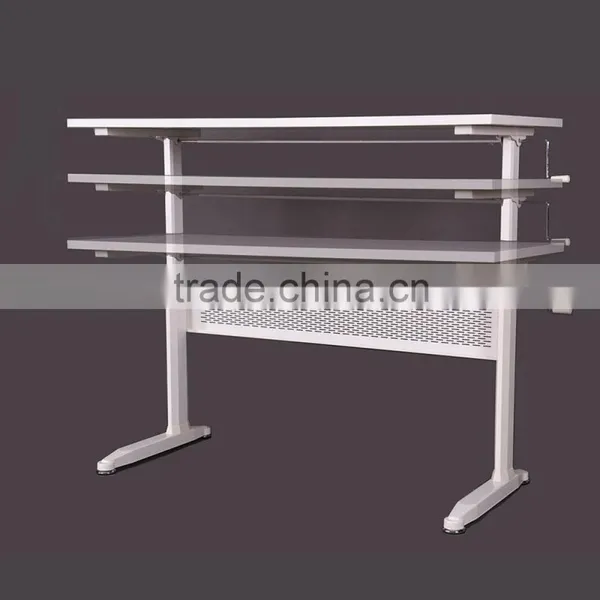Manual Height Adjustable Desk / White