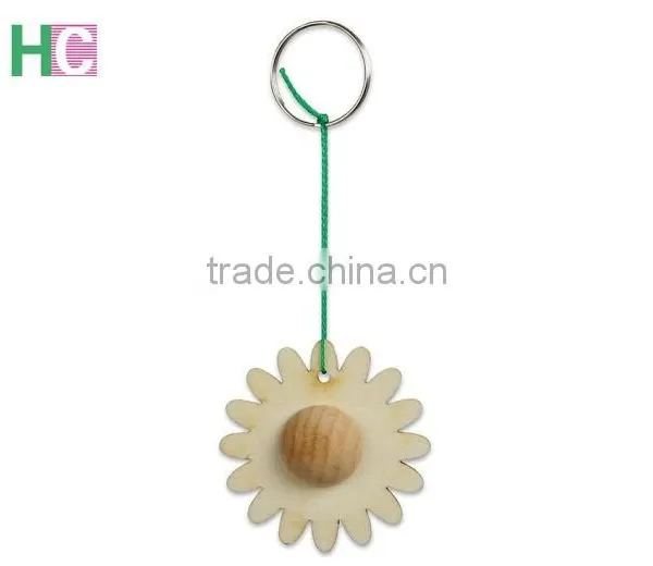 Cheap Flower Sharped Wooden Key Chains photo-2