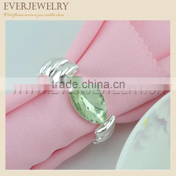 Big Crystal Diamond Napkin Ring photo-2