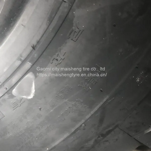 Two Busy Tires 12.5/80-18 16.9-28 Vacuum Tire Loader R-4 photo-3