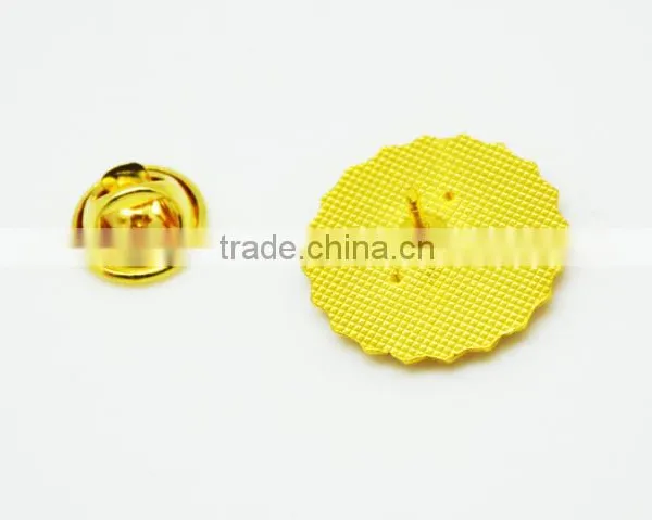 Wholesale Cheap Gold Plated Souvenir Metal Badge photo-4