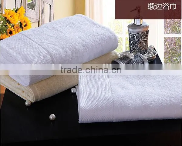 Luxury Hotel Towel Sets Custom Embroidery Logo Cheap White Bathroom Towels photo-4