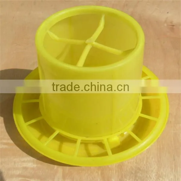 Feeder for broiler and breeder