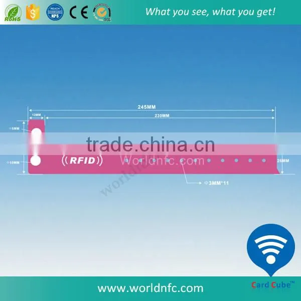 Disposable PVC Favorable Price Ultralight C RFID Wristband photo-2