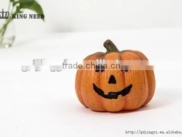 Artificial LED Plastic Pumpkin Lighting for Halloween Decorations photo-4