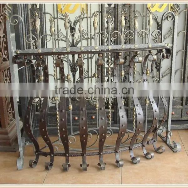 GYD-15B071 Wrought Iron and Round Shape Erose Aluminium Balcony photo-4