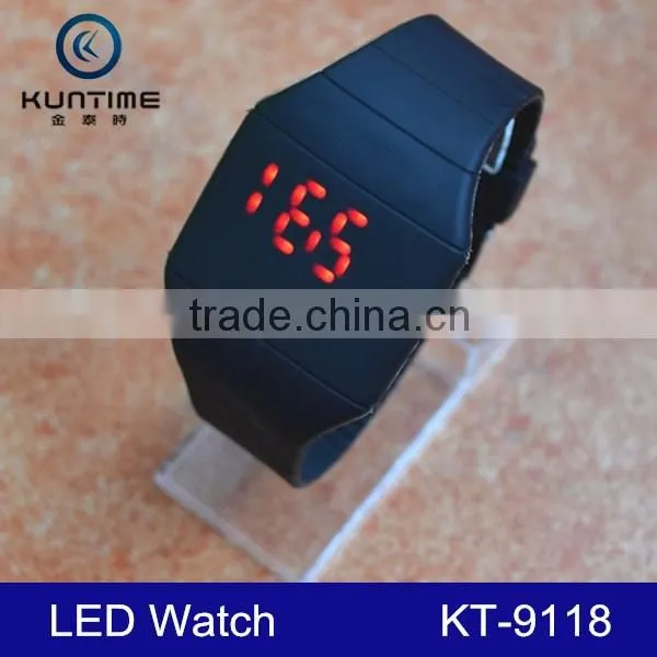 Hot Selling Vogue LED Silicone Bracelet Watch China photo-3