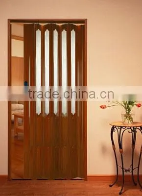 PVC FOLDING DOOR photo-4