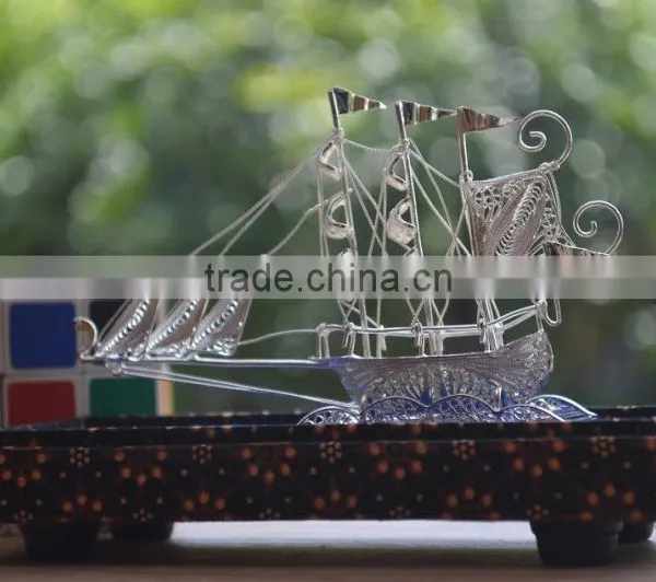 Hartati Heritage Javanese Carriage Andong (1 Horse), Traditional Boat, Miniature Souvenir Silver Plated photo-2