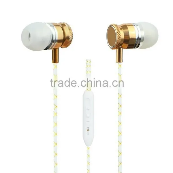 Tangle Free Metal Earphone With Handsfree Mic photo-4
