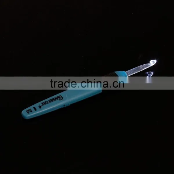I5.5mm 15.6x1.6cm Crochet Hook With Led Light photo-2