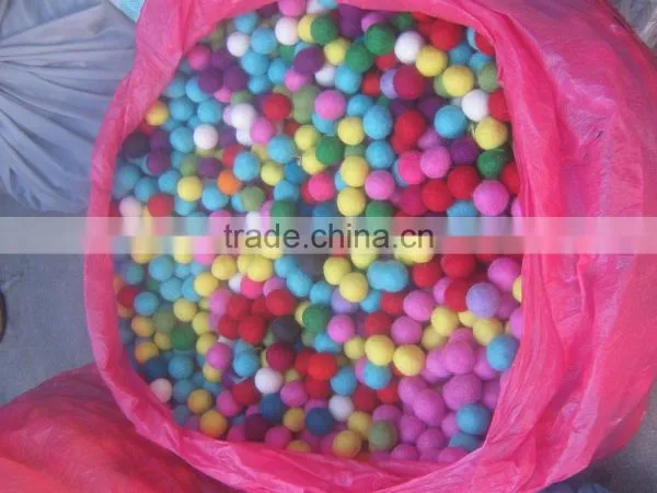 100% Hand Made Soft Wool Felted Mixed Color Ball/ 2 cm Decoration Felted Ball